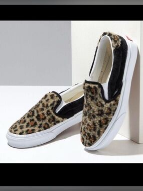 Vans Leopard Faux Fur Unisex Black/Tan Slip On Sneakers Size 7.5 NEW